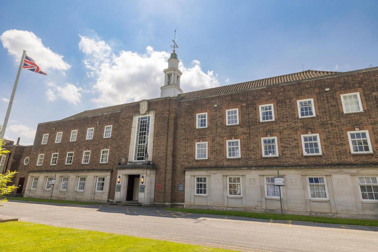The Derby Conference Centre And Hotel Exterior photo